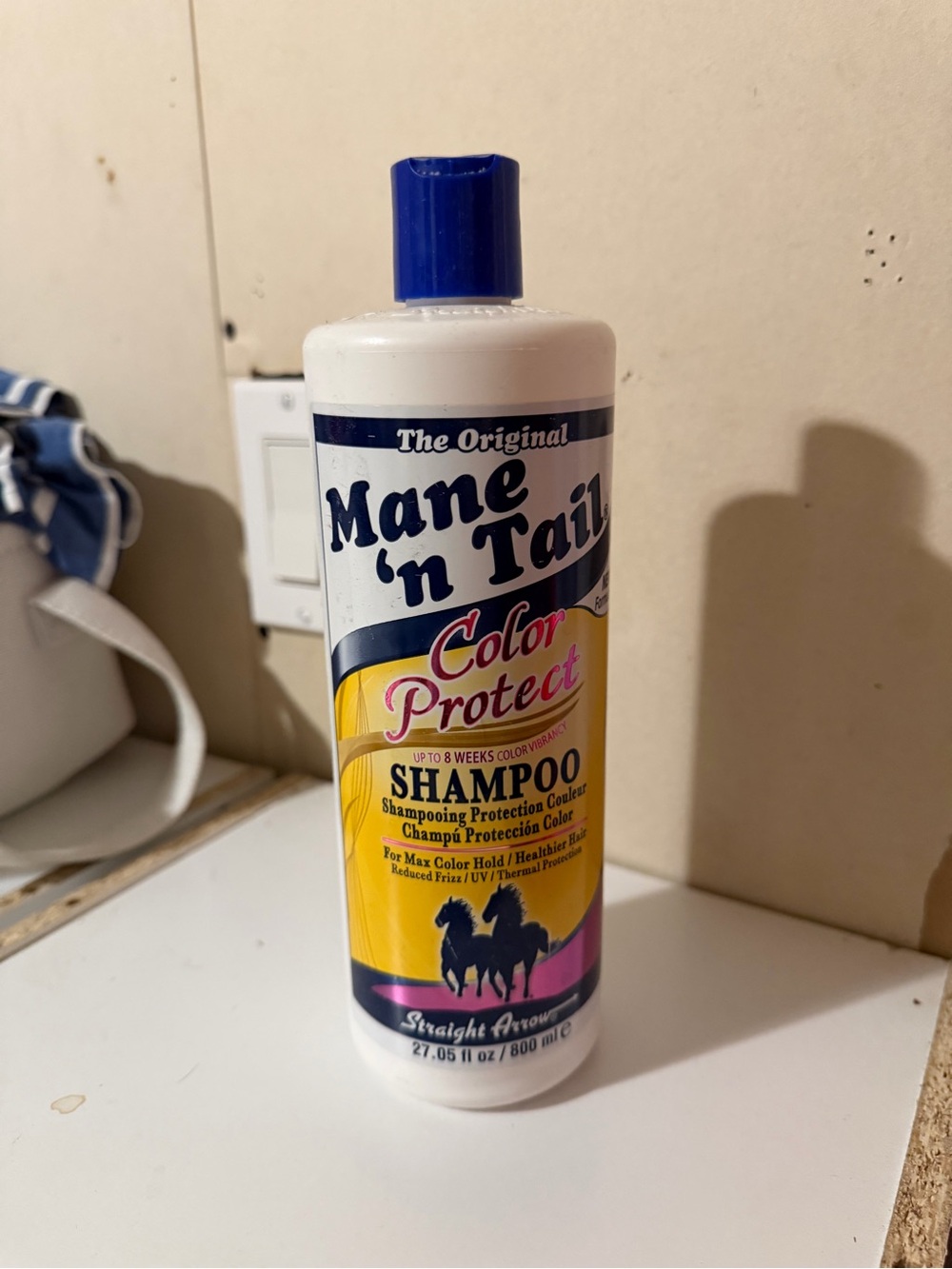 Mane 'n Tail Color Protect Shampoo - White Bottle with Blue & Yellow Label